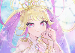  blonde_hair blue_background blue_eyes closed_mouth crown female gem gold_trim hands_up himeme_(pretty_series) long_hair looking_at_viewer multicolored_hair oshiri_(o4ritarou) own_hands_together pink_eyes pink_hair pretty_series smile solo sparkle twintails two-tone_hair upper_body waccha_primagi! waccha_primagi!_studio 