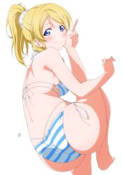  ass ayase_eli bikini blonde_hair blue_eyes breasts female highres large_breasts long_hair looking_at_viewer love_live! love_live!_school_idol_project nagi_mkrnpn ponytail simple_background smile solo striped_bikini striped_clothes swimsuit v white_background 