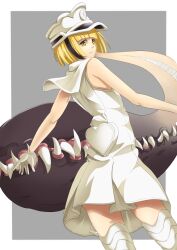  a-pose bleach bleach:_sennen_kessen-hen blonde_hair blunt_bangs blunt_ends bob_cut border closed_mouth commentary cowboy_shot dress expressionless extended_mouth female from_behind gloves grey_background hat heart_pouch liltotto_lamperd looking_at_viewer looking_back military_hat monster_girl namakemono_(u446644k) outside_border pouch sharp_teeth short_hair simple_background sleeveless sleeveless_dress solo teeth thighhighs white_border white_dress white_gloves white_hat white_thighhighs yellow_eyes zettai_ryouiki 