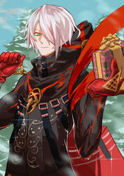  1boy absurdres bishounen black_coat buckle christmas coat fate/grand_order fate_(series) gift gloves green_eyes hair_over_one_eye highres karna_(fate) karna_(santa)_(fate) light_smile looking_at_viewer male_focus red_gloves sky snow tree tsugu0302 upper_body white_hair 