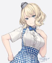  apron blonde_hair blue_apron blue_bow blue_bowtie blue_eyes bow bowtie braid breasts button_gap closed_mouth colorado_(kancolle) dated employee_uniform female garrison_cap gingham gingham_apron gingham_skirt grey_background grey_hat hand_on_own_chest hand_on_own_hip hand_up hat high-waist_skirt kantai_collection kobeya_uniform leaning_to_the_side looking_at_viewer medium_breasts pleated_shirt rokuwata_tomoe short_hair short_sleeves side_braids signature simple_background skirt smile solo suspender_skirt suspenders tongs twitter_username uniform upper_body waitress wavy_hair 