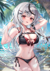  absurdres akami770 arm_up bikini black_bikini black_hair blush breasts cleavage commentary_request double_bikini ear_piercing female grey_hair hair_ornament hairpin highres hololive long_hair multicolored_hair navel oerba_yun_fang palm_leaf palm_tree partial_commentary piercing red_bikini red_eyes sakamata_chloe side-tie_bikini_bottom smile streaked_hair swimsuit tree virtual_youtuber x_hair_ornament 