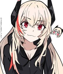  black_hoodie blonde_hair breasts chibi chibi_inset cleavage collarbone english_commentary female girls&#039;_frontline highres hood hoodie long_hair looking_at_viewer m4_sopmod_ii_(girls&#039;_frontline) m4_sopmod_ii_jr multicolored_hair red_hair smile solo_focus streaked_hair tavi_(hosheezus) twitter_username two-tone_hair white_background zipper_pull_tab 