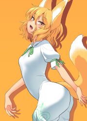  absurdres animal_ears blonde_hair blush breasts commentary_request cowboy_shot female fox_ears fox_girl fox_tail fuuzasa green_ribbons hair_between_eyes highres kudamaki_tsukasa long_bangs looking_at_viewer neck_ribbon oerba_yun_fang open_mouth orange_background ribbon short_hair simple_background sleeve_ribbon small_breasts smile solo tail touhou white_romper yellow_eyes 