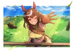  ahoge animal_ears bandaged_arm bandages bandolier belt belt_pouch breast_pocket breasts brown_belt brown_eyes brown_gloves brown_hair bug butterfly cloud commission crop_top fence gloves grass highres horse horse_ears horse_girl indie_virtual_youtuber kanono midriff multicolored_hair navel one_eye_closed pleated_skirt pocket pouch reaching reaching_towards_viewer shirt short_hair skeb_commission skirt sky streaked_hair tan tomoe_umari tomoe_umari_(1st_costume) virtual_youtuber white_hair yellow_shirt yellow_skirt 