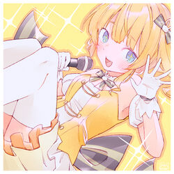  +_+ :d alternate_costume blue_eyes blunt_bangs detached_sleeves female gloves gochuumon_wa_usagi_desu_ka? hetareeji holding holding_microphone idol kirima_syaro layered_skirt light_blush microphone open_mouth puffy_detached_sleeves puffy_short_sleeves puffy_sleeves short_hair short_sleeves simple_background skirt smile solo sparkle thighhighs waving white_gloves white_thighhighs yellow_background 