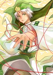  1boy commentary_request freckles green_eyes grey_hair hands highres ja&#039;far_(magi) keffiyeh magi_the_labyrinth_of_magic male_focus photoshop_(medium) robe solo string string_of_fate xxx_sherry 