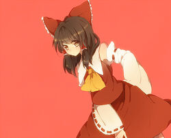  bare_shoulders bow brown_eyes brown_hair commentary_request detached_sleeves female hair_tubes hairbow hakurei_reimu kurosujuu orange_background photoshop_(medium) solo touhou 