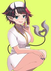  absurdres alternate_costume black_hair blue_eyes blush breasts chains commentary_request demon_girl demon_horns demon_tail dress ear_chain ear_piercing feet_out_of_frame female hat highres holding holding_syringe horns lanyard large_breasts looking_at_viewer multicolored_hair nail_polish nanashi_inc. nurse nurse_cap open_mouth piercing pointy_ears purple_nails red_hair russian_text ryugasaki_rene short_hair short_sleeves simple_background smile solo squatting sugar_lyric syringe tail two-tone_hair virtual_youtuber white_dress yellow_background zono_(inokura_syuzo029) 