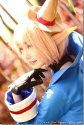  alodia_gosiengfiao cosplay elf gloves pointy_ears 