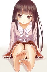  :o bad_id bad_pixiv_id bare_legs barefoot black_eyes black_hair blush collarbone feet female full_body fumoyuni houraisan_kaguya long_hair long_toenails looking_at_viewer nail_polish simple_background sitting soles solo toenails toes touhou very_long_hair white_background 