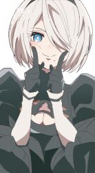  2b_(nier:automata) black_gloves black_hairband blue_eyes breasts bright_pupils cleavage closed_mouth eyelashes female gloves hairband index_finger_raised index_fingers_raised mole mole_under_mouth nier:automata nier_(series) short_hair simple_background smile solo u-ka_(pixiv5407) upper_body white_background white_hair white_pupils 