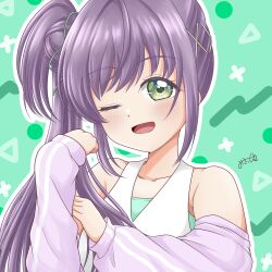  ;d blush breasts clenched_hand collarbone commentary_request cross don_quijote_(store) female green_background green_eyes green_sports_bra hair_bun hand_on_own_arm highres jacket large_breasts link!_like!_love_live! long_hair long_sleeves looking_at_viewer love_live! misappi off_shoulder official_alternate_costume one_eye_closed open_mouth otomune_kozue pink_jacket purple_hair shirt side_ponytail sidelocks signature single_side_bun sleeveless sleeveless_shirt sleeves_past_wrists smile solo sports_bra triangle upper_body virtual_youtuber white_shirt 