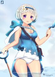  artist_logo artist_name bad_id bad_pixiv_id bag blunt_bangs blush bow breasts capelet chinchongcha cleavage cloud cloudy_sky cowboy_shot day female fire_emblem fire_emblem_heroes flower grey_hair hair_flower hair_ornament hairband highres looking_at_viewer medium_breasts ocean one-piece_swimsuit open_mouth outdoors purple_eyes short_hair shoulder_bag shovel sky smile solo swimsuit thighs wading wet ylgr_(fire_emblem) ylgr_(summer)_(fire_emblem) 