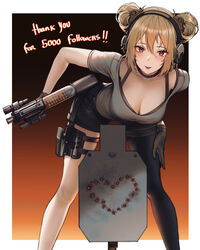  asymmetrical_legwear black_background black_pantyhose black_shorts blonde_hair border breasts bullet_hole bullpup cleavage english_text female girls&#039;_frontline gradient_background grey_shirt gun heart highres kitsune_udon_(ai_br) leaning_forward orange_background p90 p90_(girls&#039;_frontline) pantyhose red_eyes shirt shorts silhouette_target smile solo submachine_gun tongue tongue_out weapon white_border 