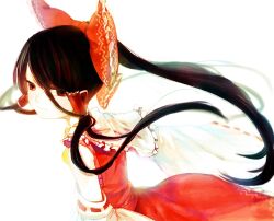  black_hair bow detached_sleeves female hair_tubes hairbow hakurei_reimu highres long_hair okari photoshop_(medium) red_bow red_eyes simple_background solo touhou 