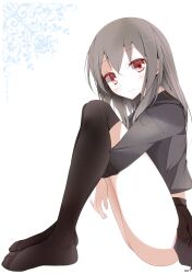  absurdres black_hair black_thighhighs feet female highres legs looking_at_viewer no_shoes oouso original over-kneehighs red_eyes scan simple_background skirt smile solo thighhighs white_background 