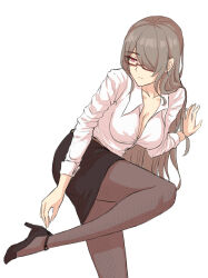  black_footwear black_pantyhose black_skirt breasts brown_hair cleavage female glasses hair_over_one_eye high_heels highres honkai_(series) honkai_impact_3rd large_breasts long_hair pantyhose pencil_skirt rita_rossweisse rita_rossweisse_(fallen_rosemary) ruo_zhishi_chu_jian shirt skirt solo white_background white_shirt 