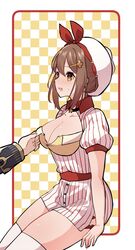  1boy alternate_costume atelier_(series) atelier_ryza atelier_ryza_1 atelier_ryza_2 blush border bos_brunnen breasts brown_eyes brown_hair cleavage female hair_between_eyes hair_ornament hair_ribbon hairclip hat highres jewelry kaninoko necklace open_mouth outside_border puffy_short_sleeves puffy_sleeves red_ribbon reisalin_stout ribbon short_sleeves sidelocks simple_background sitting star_(symbol) star_necklace sweatdrop thighhighs thighs uniform waitress white_border white_thighhighs 