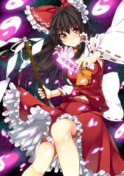  ascot bell blush bow commentary_request detached_sleeves female frills gohei hair_tubes hairbow hakurei_reimu long_hair ofuda red_bow solo touhou unasaka_ryou wide_sleeves yellow_eyes yin_yang 