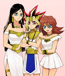  1boy 2girls :d armlet atem bare_shoulders black_hair blonde_hair blue_eyes brown_hair commentary_request crossed_arms eye_of_horus facial_mark forehead_mark hair_between_eyes hair_tubes isis_(yu-gi-oh!) jewelry long_hair mana_(yu-gi-oh!) millennium_puzzle multiple_girls necklace open_mouth pink_background simple_background smile spiked_hair yasumi_(yyysm_a) yu-gi-oh! yu-gi-oh!_duel_monsters 