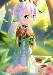  absurdres bare_shoulders barefoot cape commentary_request crystalfly_(genshin_impact) day detached_sleeves dian_zhi_sang dress female from_behind genshin_impact gold_trim green_cape green_eyes green_hair hair_between_eyes hair_ornament highres leaf_hair_ornament light_blush light_smile long_hair looking_at_viewer looking_back multicolored_hair nahida_(genshin_impact) on_water outdoors pointy_ears side_ponytail sitting sleeveless sleeveless_dress soles solo star-shaped_pupils star_(symbol) streaked_hair sunlight symbol-shaped_pupils toes tree wariza white_dress white_hair 