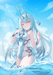  absurdres alexhong1129 bare_shoulders blue_sky breasts dragon_tail dragon_wings fate/grand_order fate_(series) female forked_eyebrows grin highres horns jewelry long_hair looking_at_viewer medium_breasts melusine_(fate) melusine_(swimsuit_ruler)_(fate) melusine_(swimsuit_ruler)_(second_ascension)_(fate) ocean one-piece_swimsuit sidelocks sky smile solo swimsuit tail thighlet thighs wading white_hair white_one-piece_swimsuit wings yellow_eyes 