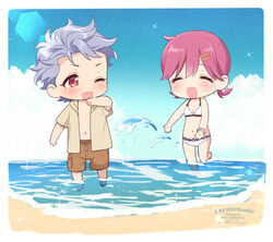  1boy artist_name bangle beach bikini bracelet breasts brown_shorts chibi cleavage closed_eyes dated female grey_hair grey_hoodie hair_ornament hairclip hood hoodie jewelry krudears looking_at_another low_twintails medium_breasts navel ocean one_eye_closed open_clothes open_hoodie open_mouth outdoors protagonist_(tokimemo_gs3) red_eyes sand shitara_seiji short_hair short_sleeves shorts smile sparkle splashing swimsuit tokimeki_memorial tokimeki_memorial_girl&#039;s_side_3rd_story twintails twitter_username white_bikini 