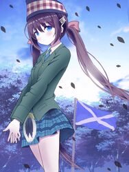  azur_lane blue_eyes blue_neckwear brown_hair commentary_request falling_leaves female flag glasgow_(azur_lane) green_shirt hair_ornament highres interlocked_fingers leaf long_hair long_sleeves md5_mismatch mikoko1 necktie outdoors own_hands_together plaid plaid_headwear plaid_skirt pleated_skirt scottish_flag shirt skirt standing twintails very_long_hair 