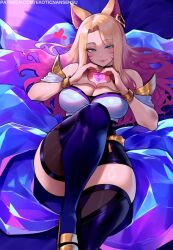  ahri erotic_nansensu fox_ears fox_girl hand_heart heart k/da_ahri laying_down league_of_legends thick_thighs thighhighs 