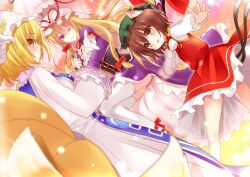  3girls animal_ears blonde_hair blush bow brown_eyes brown_hair cat_ears cat_tail chen commentary_request dress earrings fox_ears fox_tail hairbow hat jewelry kurot long_hair multiple_girls multiple_tails one_eye_closed purple_eyes ribbon short_hair smile tail touhou umbrella yakumo_ran yakumo_yukari yellow_eyes 