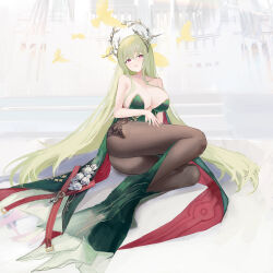  absurdres ass azur_lane bare_shoulders breasts brown_pantyhose cleavage collarbone dress dress_flower female flower full_body gold_trim green_dress green_hair hair_ornament highres large_breasts long_hair looking_at_viewer napoli_(azur_lane) pantyhose purple_eyes rose solo strapless strapless_dress suo_bu_ye_feng very_long_hair white_flower white_rose 