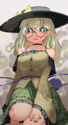  absurdres adapted_costume bare_shoulders bespectacled black-framed_eyewear black_nails blurry blurry_background bokeh breasts bright_pupils choker depth_of_field female floral_print foot_out_of_frame glasses green_hair green_skirt grey_background hat highres komeiji_koishi large_breasts long_hair looking_at_viewer nail_polish off-shoulder_shirt off_shoulder round_eyewear round_teeth shirt simple_background skirt solo straight_hair teeth touhou yellow_shirt zakozako_y 