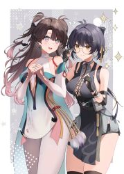  2girls absurdres ahoge black_hair breasts cleavage female_rover_(wuthering_waves) glasses gloves highres multiple_girls open_mouth rover_(wuthering_waves) short_hair sinonomemikann smile wuthering_waves yellow_eyes zhezhi_(wuthering_waves) 