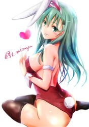  animal_ears aqua_eyes aqua_hair ass bare_shoulders black_thighhighs blush breasts commentary_request female grin hair_ornament hairclip hand_up heart highres kantai_collection large_breasts leotard long_hair looking_at_viewer mizuya_chiharu playboy_bunny rabbit_ears rabbit_tail red_leotard simple_background sitting smile solo suzuya_(kancolle) tail thighhighs thighs white_background wrist_cuffs yokozuwari 