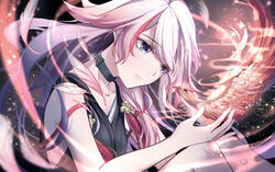  bird black_shirt blue_eyes breasts collar collarbone commentary_request feathers female floating_hair fu_hua fu_hua_(night_squire) fu_hua_(rustic_noir) gou_lianlian_dogface highres honkai_(series) honkai_impact_3rd long_hair multicolored_hair official_alternate_costume photoshop_(medium) red_feathers red_hair shirt sideboob sleeveless sleeveless_shirt small_breasts solo streaked_hair swept_bangs white_feathers white_hair 