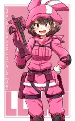  animal_hat aono3 bandana brown_hair bullpup camouflage character_name commentary copyright_name cowboy_shot elbow_pads english_text female fur-trimmed_gloves fur_trim gloves gun hand_on_own_hip harness hat highres holding holding_gun holding_weapon jacket knee_pads llenn_(sao) long_sleeves looking_at_viewer open_mouth p-chan_(p90) p90 pants pink_background pink_bandana pink_eyes pink_gloves pink_hat pink_jacket pink_pants pouch rabbit_hat short_hair smile solo standing submachine_gun sword_art_online sword_art_online_alternative:_gun_gale_online trigger_discipline v-shaped_eyebrows weapon 