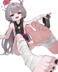  bandages barefoot black_nails blue_archive dokomon feet female foot_focus grey_hair highres long_hair looking_at_viewer nail_polish pointy_ears red_eyes shuro_(blue_archive) sideless_outfit simple_background soles solo toenail_polish toenails toes white_background 