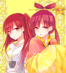  2girls bad_id bad_pixiv_id chinese_clothes hair_ornament hair_stick long_hair magi_the_labyrinth_of_magic morgiana multiple_girls ocha_(hutuumikan) one_side_up photoshop_(medium) pink_eyes pink_hair red_eyes red_hair ren_kougyoku twintails yellow_background 