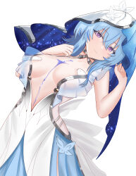  absurdres blue_hair blue_veil breasts breasts_apart chinese_commentary closed_mouth commentary cowboy_shot dress female gu_ma_heian_zhi_shen hair_between_eyes highres large_breasts long_hair looking_at_viewer purple_eyes simple_background solo tacet_mark_(wuthering_waves) the_shorekeeper_(wuthering_waves) two-tone_veil veil white_background white_dress white_veil wuthering_waves 