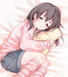  bad_id bad_pixiv_id black_hair brown_eyes commentary_request female fujiwara_hajime furorida idolmaster idolmaster_cinderella_girls leg_warmers long_hair pillow solo waking_up 